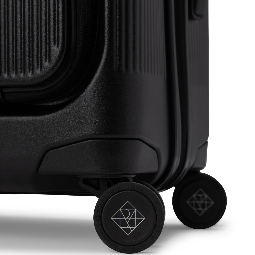 Travel Set – Black Carry-On Suitcase + Black Travel Bag