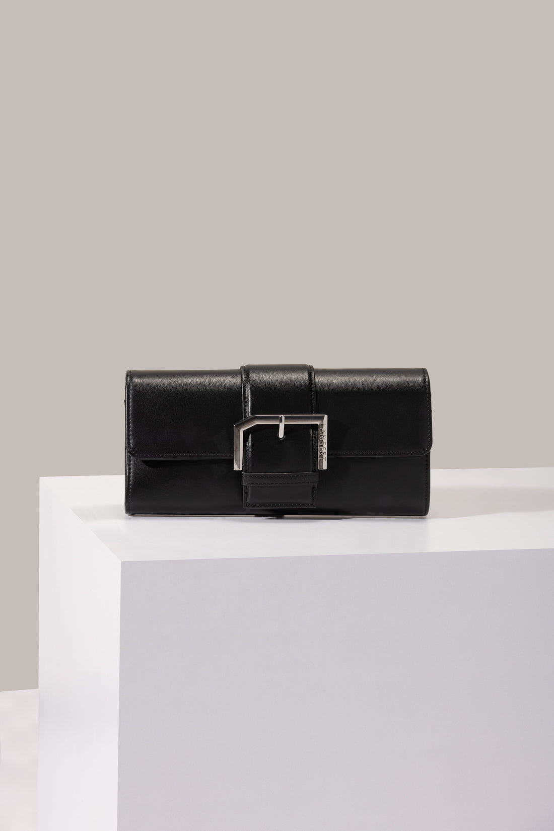 The Cecina - Vegan Grape Leather Shoulder Bag