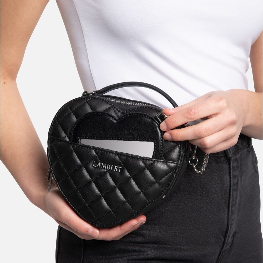 The Cailli - 2-in-1 heart handbag in black vegan leather