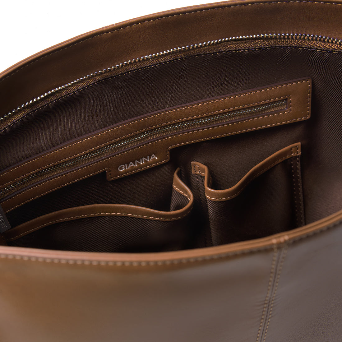 The Gianna – 2-in-1 Hazelnut Vegan Leather Shoulder Bag