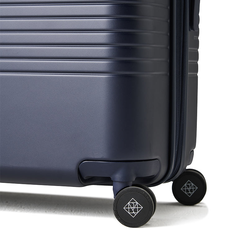 The Milan – Marine Medium Expandable Checked-In Suitcase