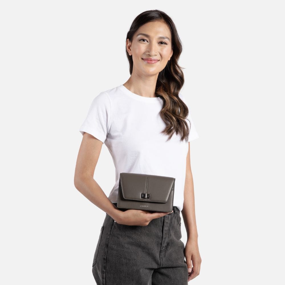 The Molly - Metro Vegan Leather 3-in-1 Handbag