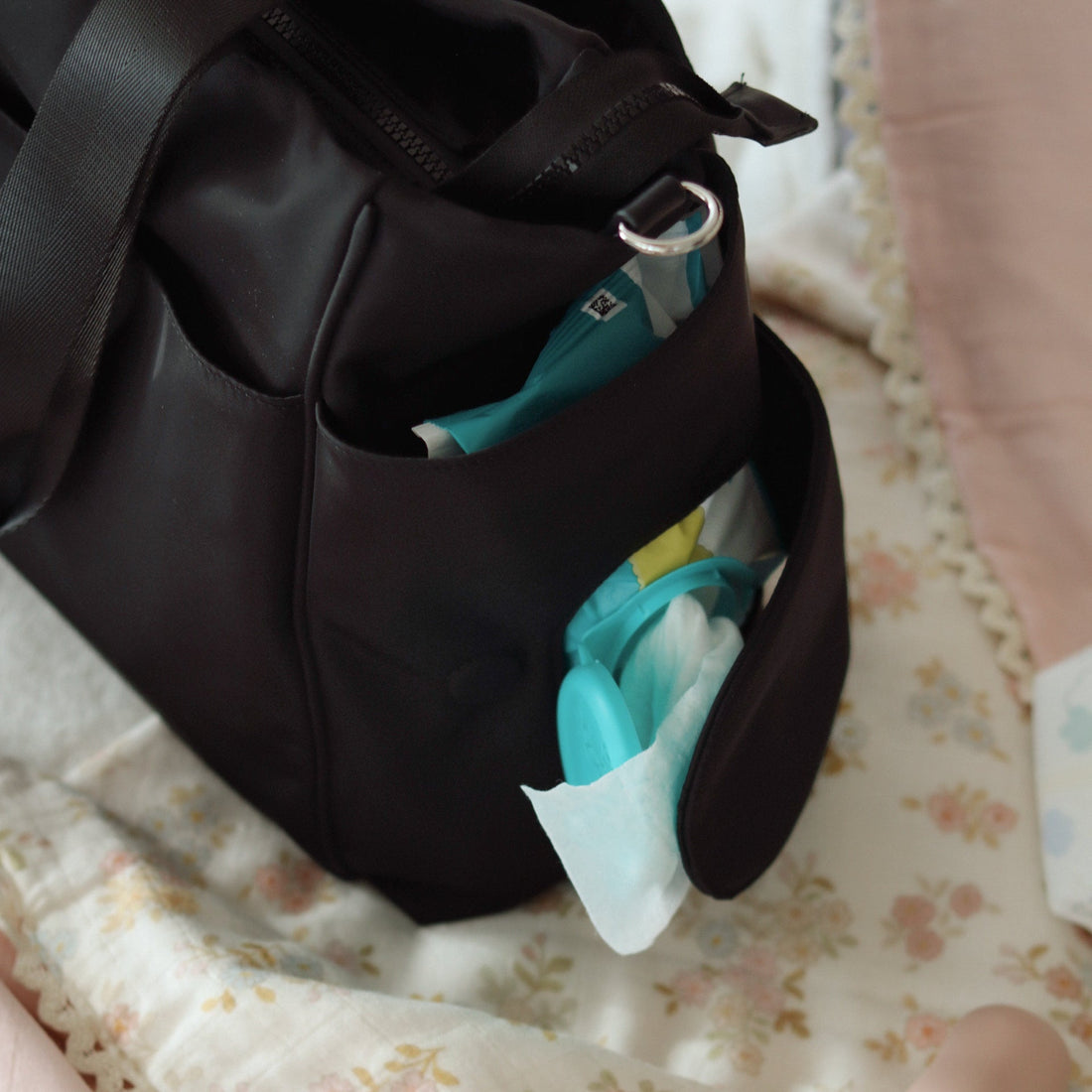 The Milani – Black Maternity Tote Bag in Nylon